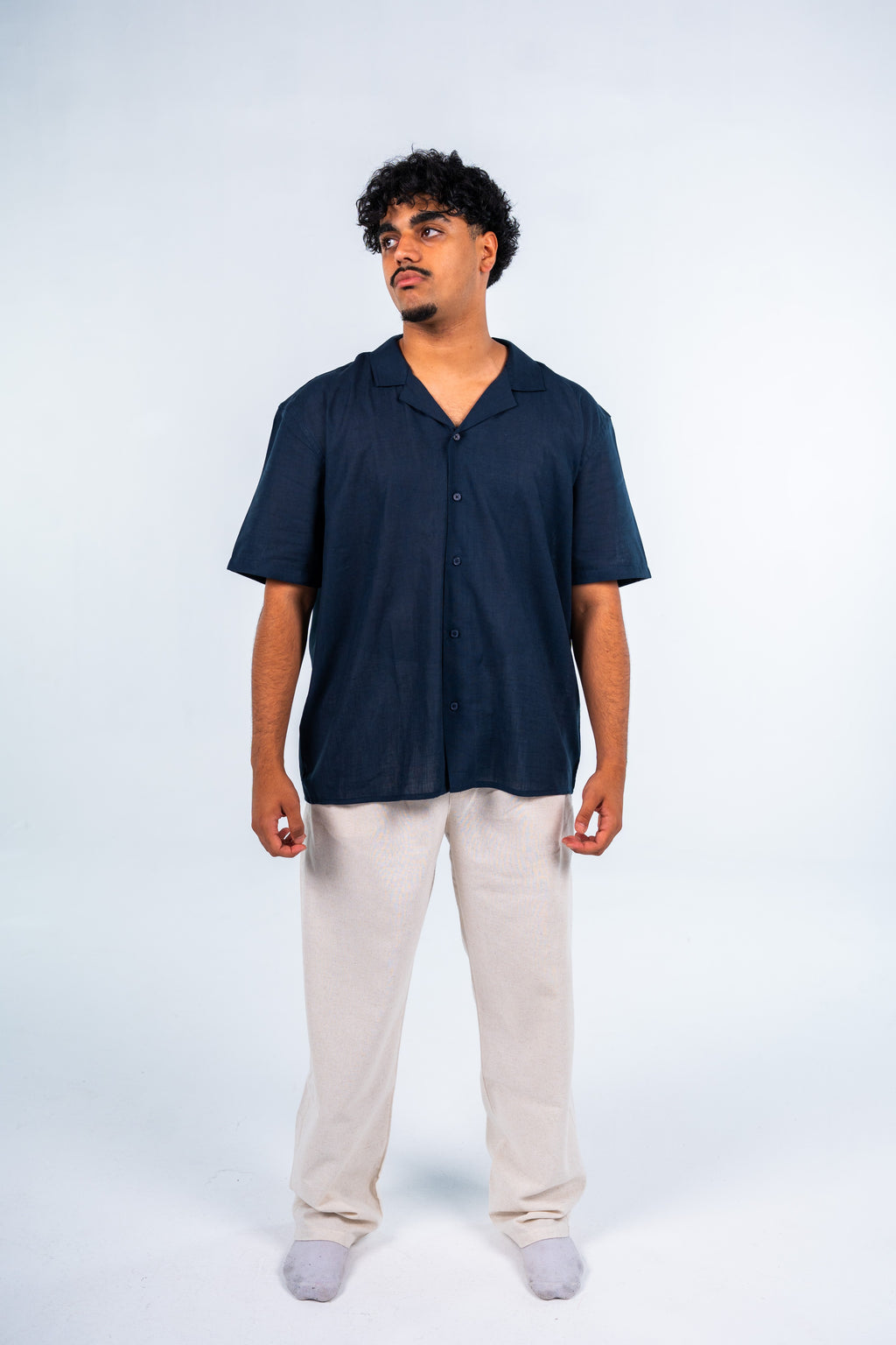 Navy V-Cut Short Sleeve Shirt | V قميص نص كم كحلي فتحة