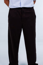 Black Elastic-Waist Classic Trousers - بنطلون أسود كلاسيك بخصر مطاطي