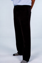 Black Elastic-Waist Classic Trousers - بنطلون أسود كلاسيك بخصر مطاطي